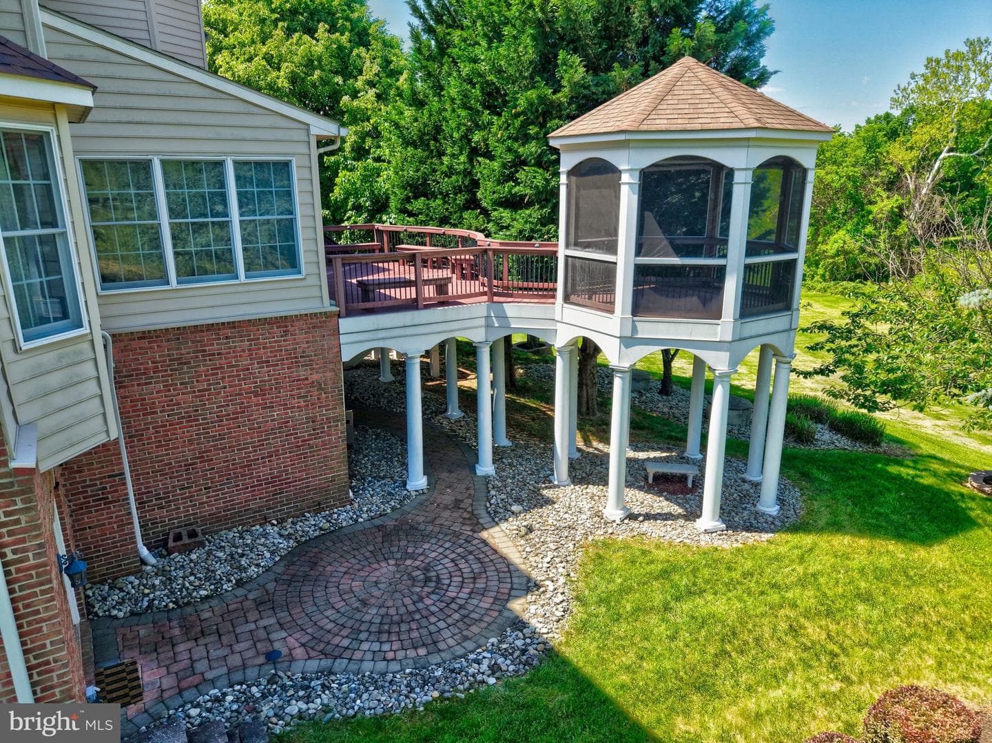 17485 White Gate Place photo 5