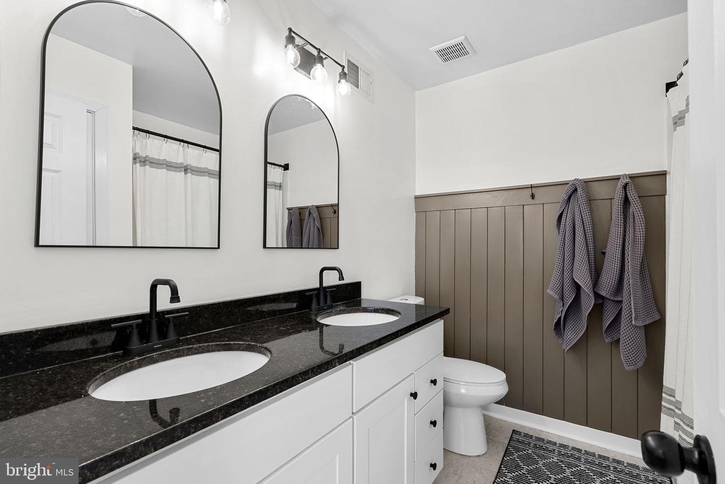 17525 Bristol Terrace photo 10