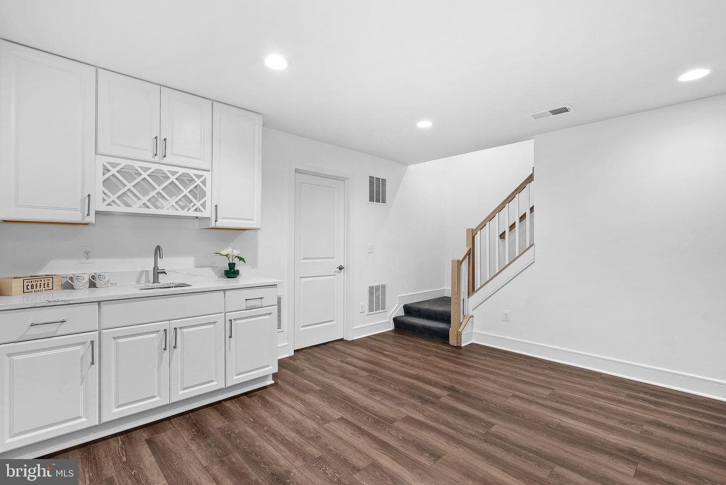 1125 Themis Street SE photo 53