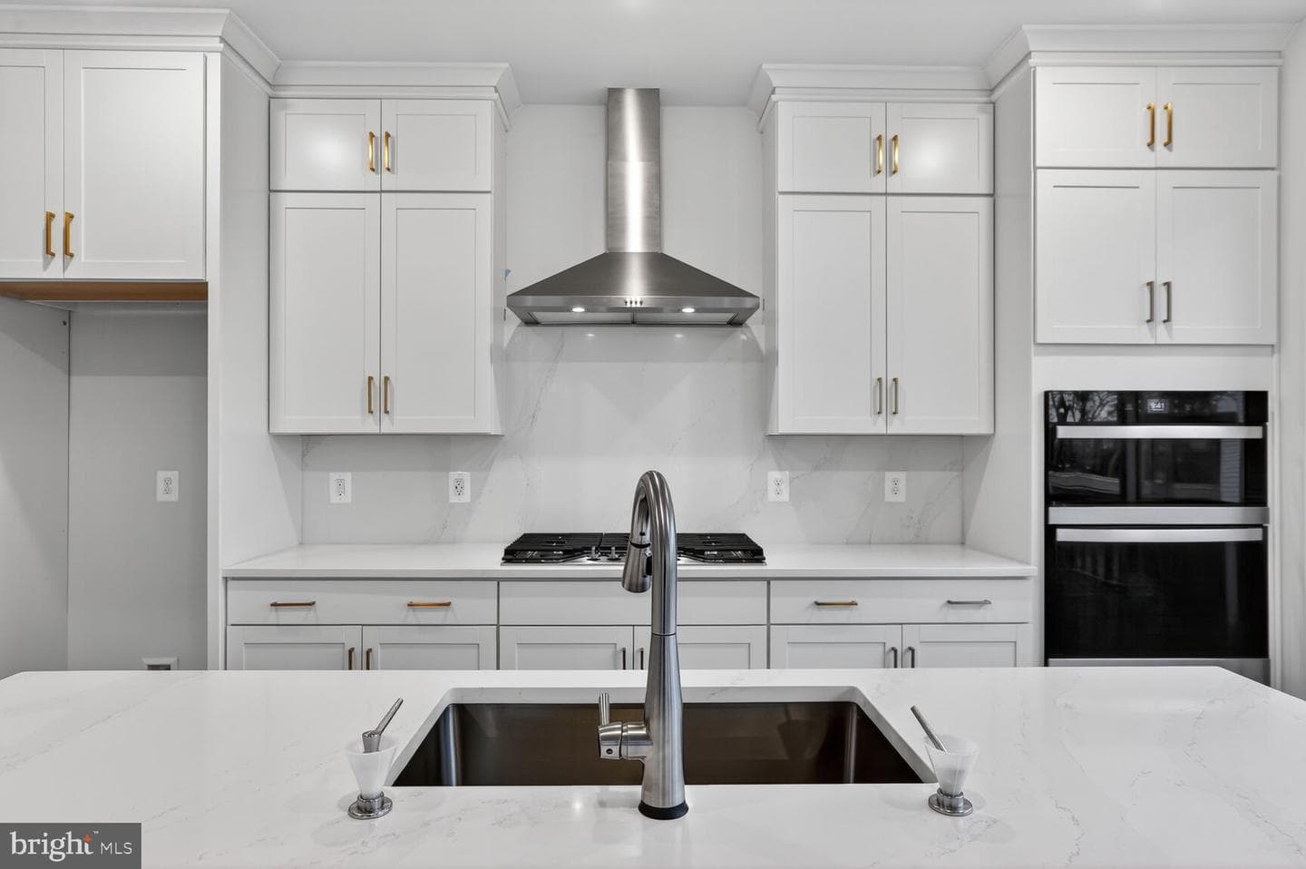 22745 Stratus Place photo 4