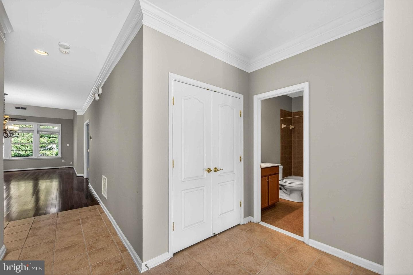 20726 Crescent Pointe Place photo 17