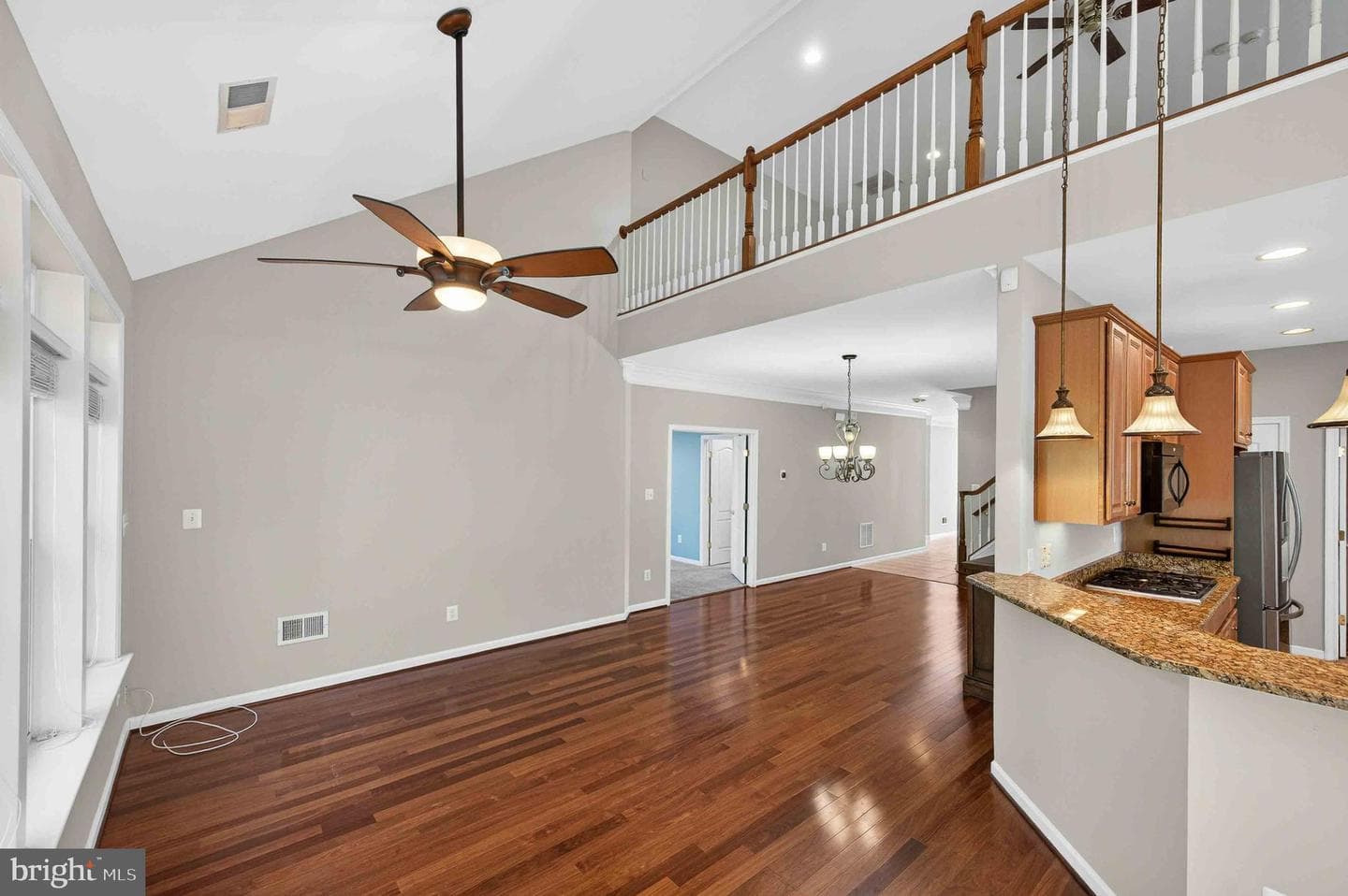 20726 Crescent Pointe Place photo 25