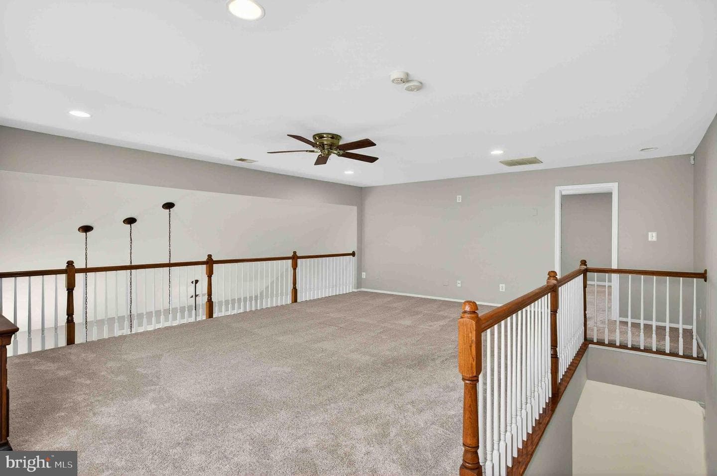 20726 Crescent Pointe Place photo 35