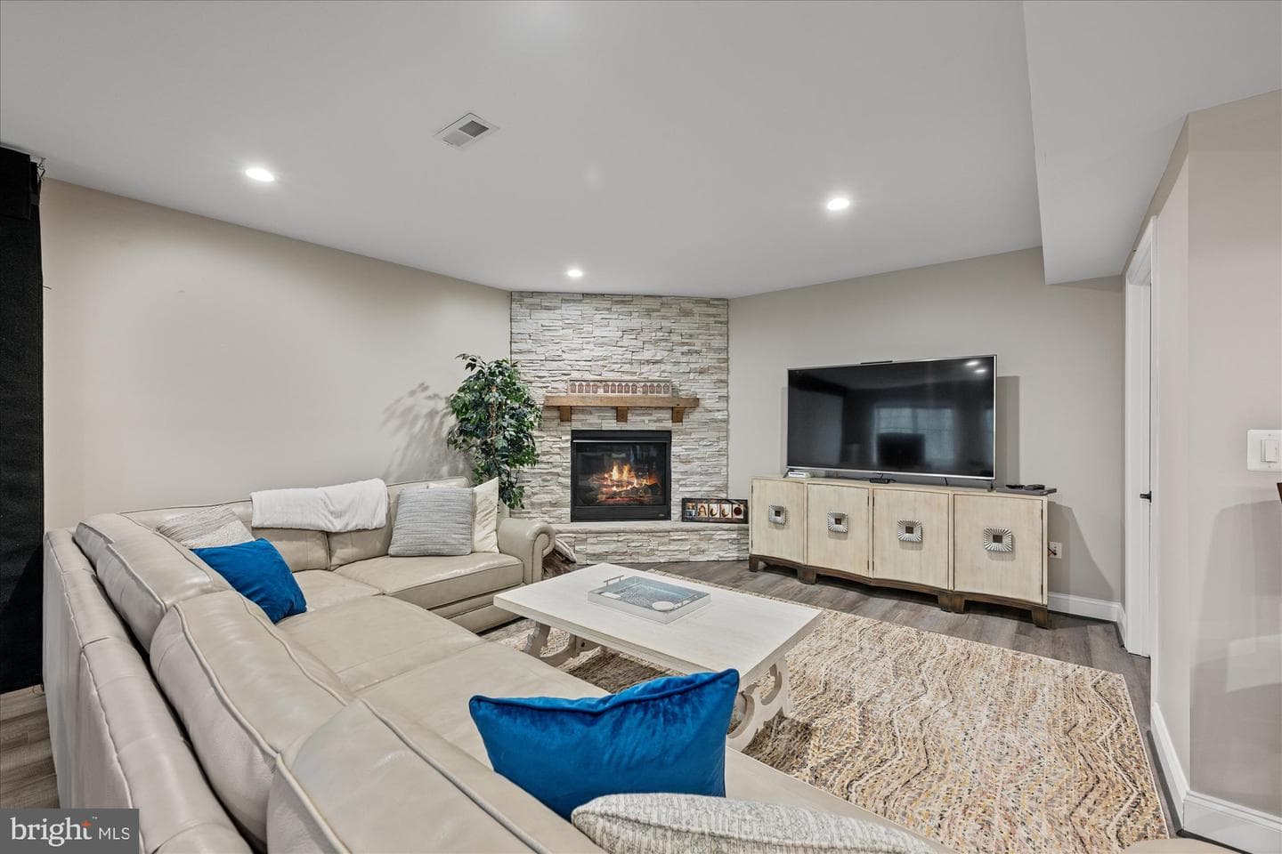 20141 Black Diamond Place photo 68