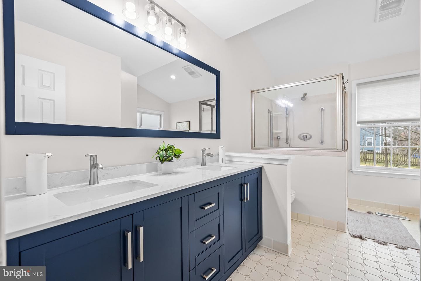 21217 Tiger Lily Place photo 37