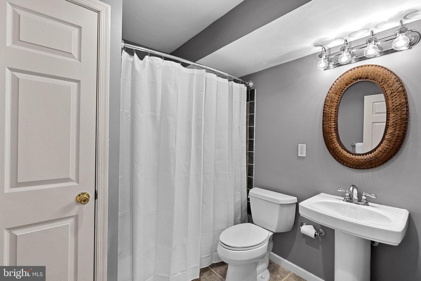 919 Rhonda Place SE photo 63