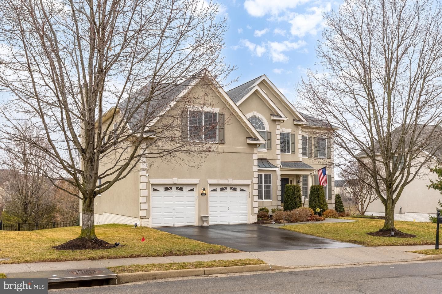 43592 Lucketts Bridge Circle photo 2