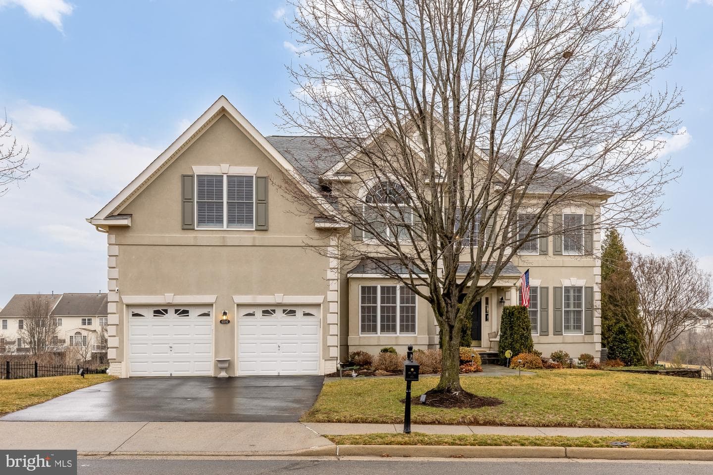 43592 Lucketts Bridge Circle photo 3