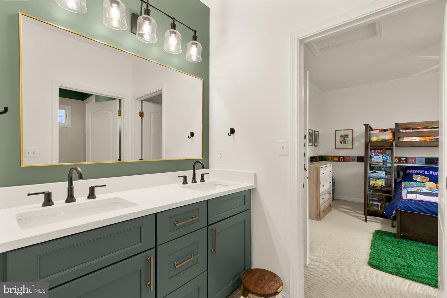 43592 Lucketts Bridge Circle photo 46