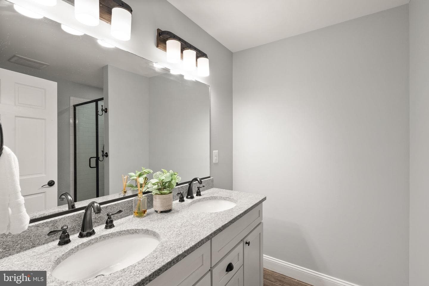 40886 Lewis Court photo 45