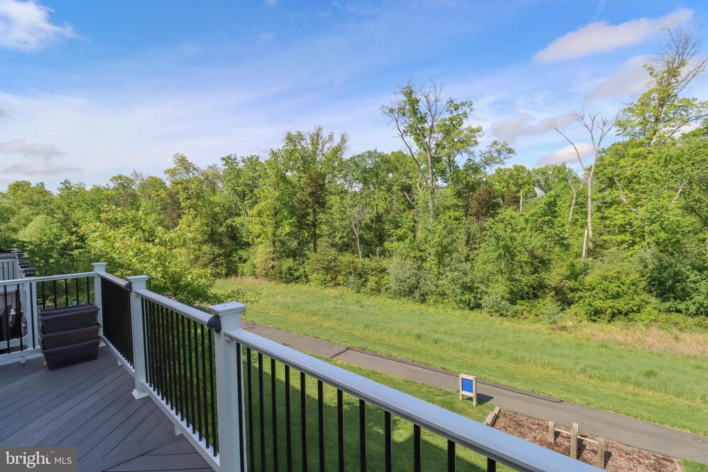 24972 Glasgow Heights Terrace photo 13