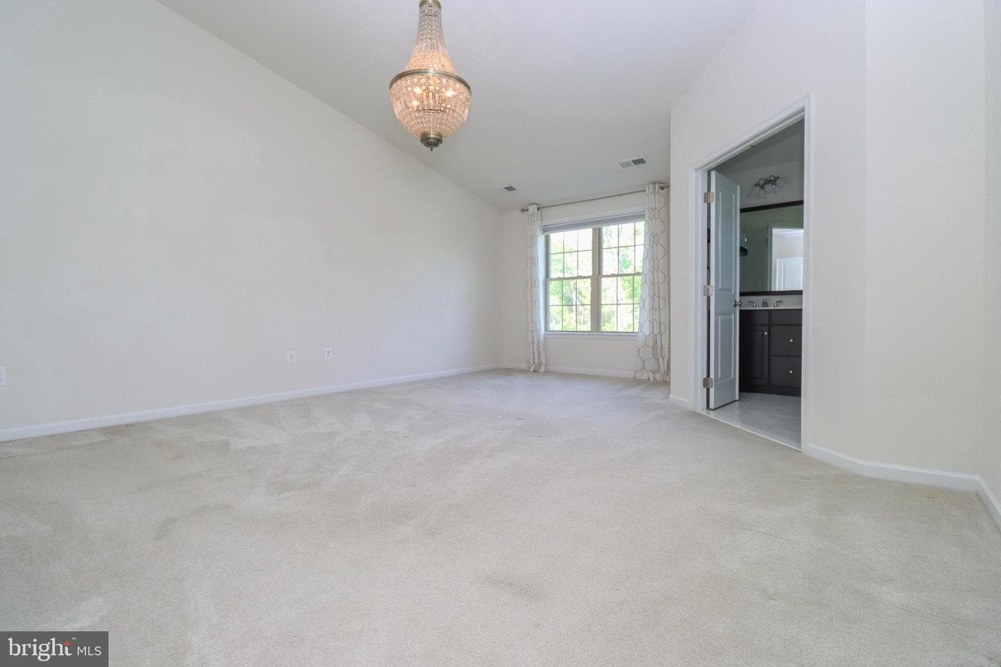 24972 Glasgow Heights Terrace photo 18