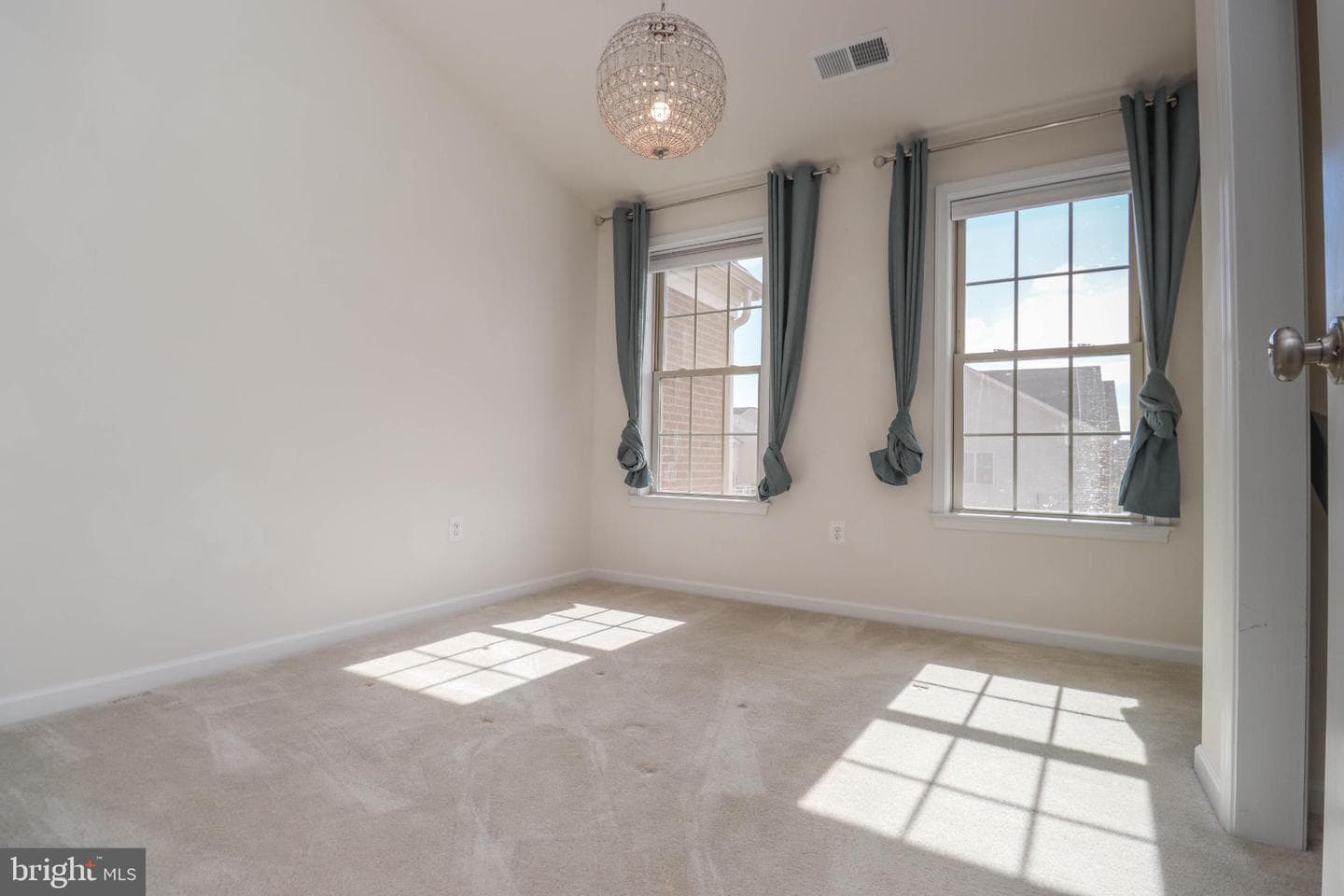 24972 Glasgow Heights Terrace photo 22