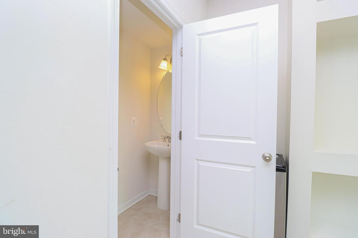 24972 Glasgow Heights Terrace photo 29