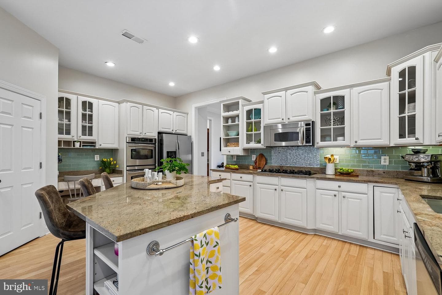 22527 Forest Run Drive photo 39