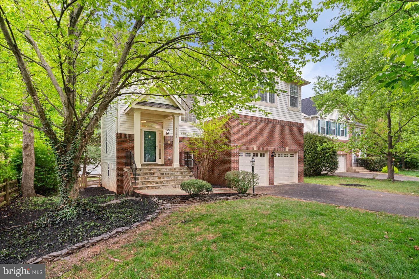 47569 Saulty Drive photo 2