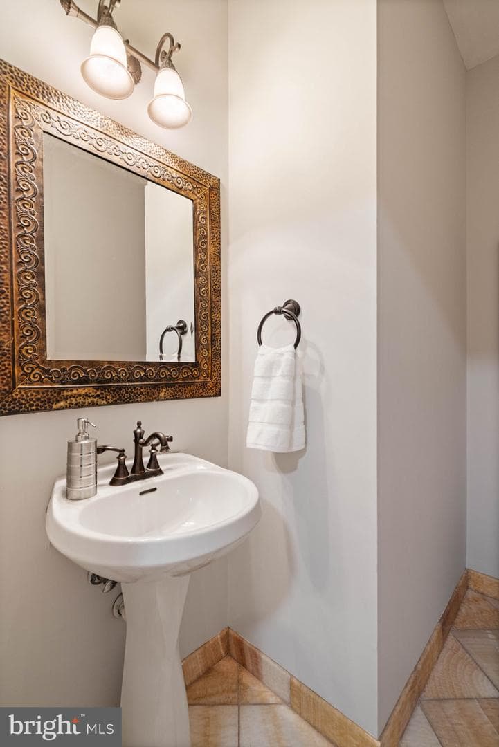 47569 Saulty Drive photo 28