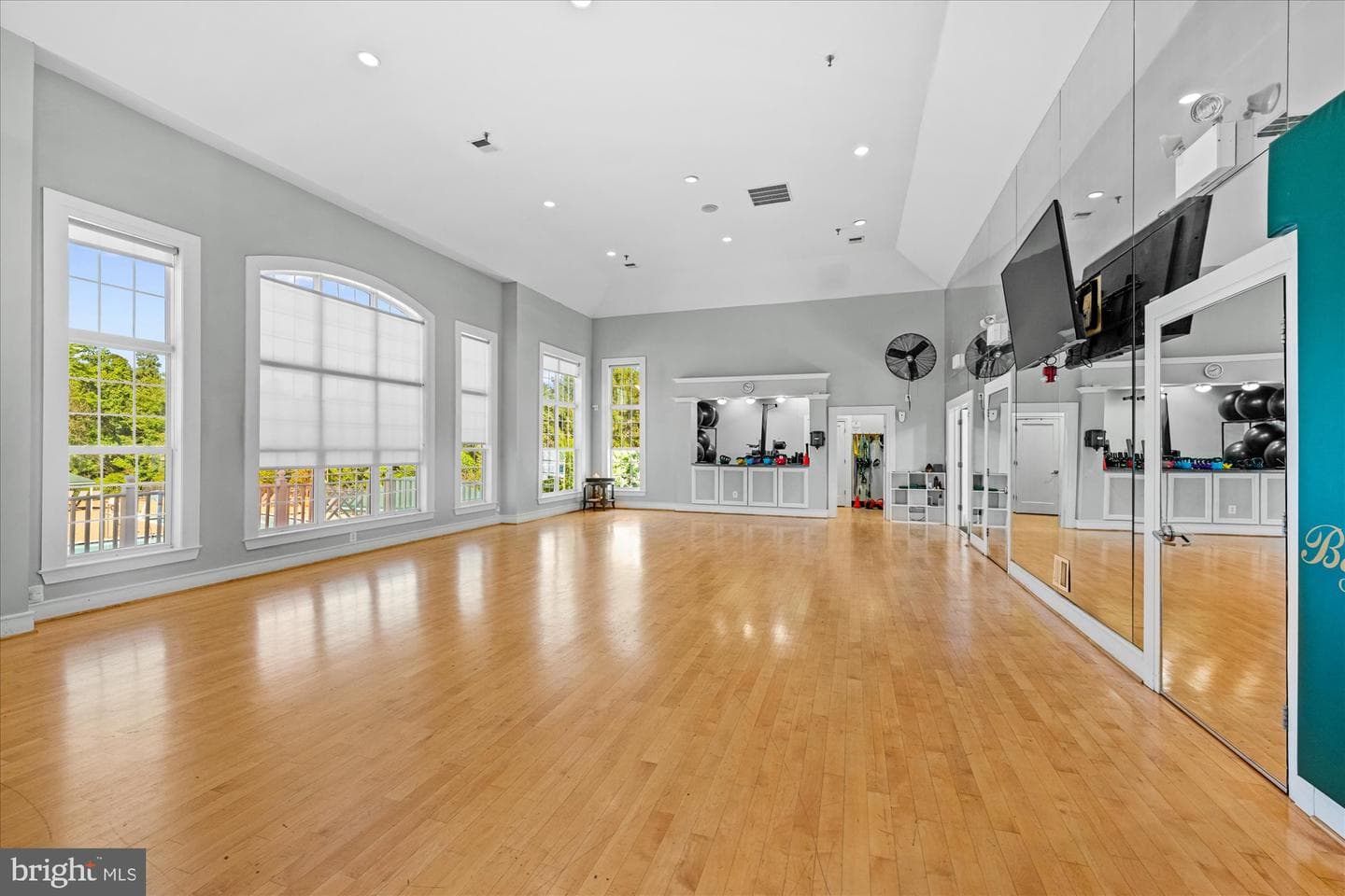 20089 Boxwood Place photo 77