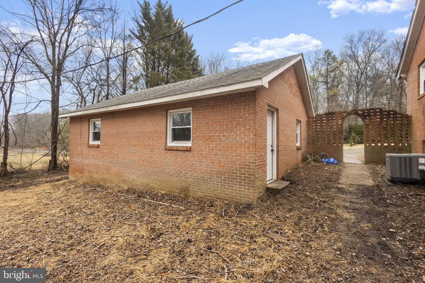 15651 Berlin Turnpike photo 30