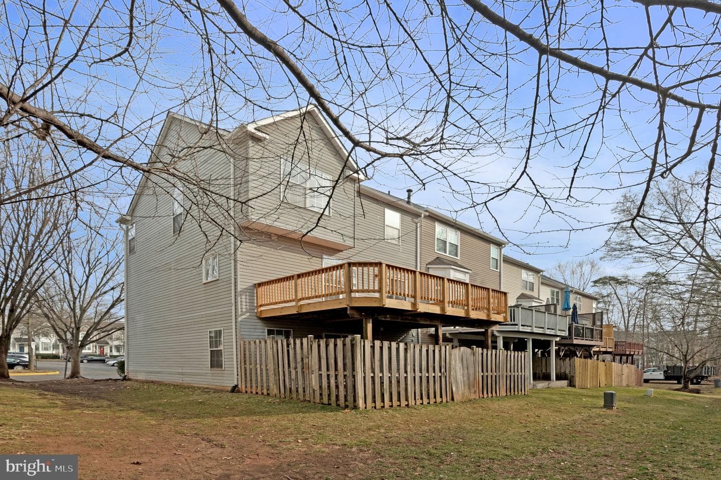 20572 Willoughby Square photo 41
