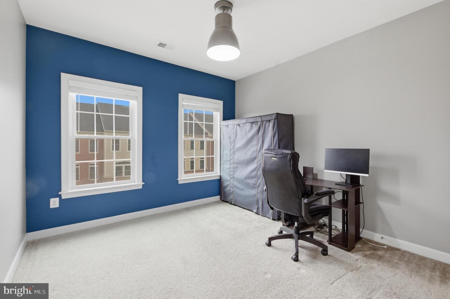 42634 Offenham Terrace photo 27