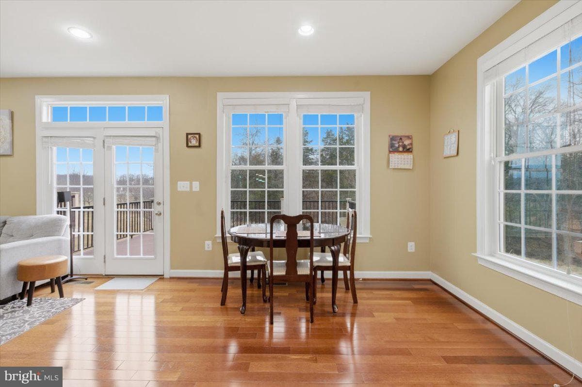 42634 Offenham Terrace photo 39