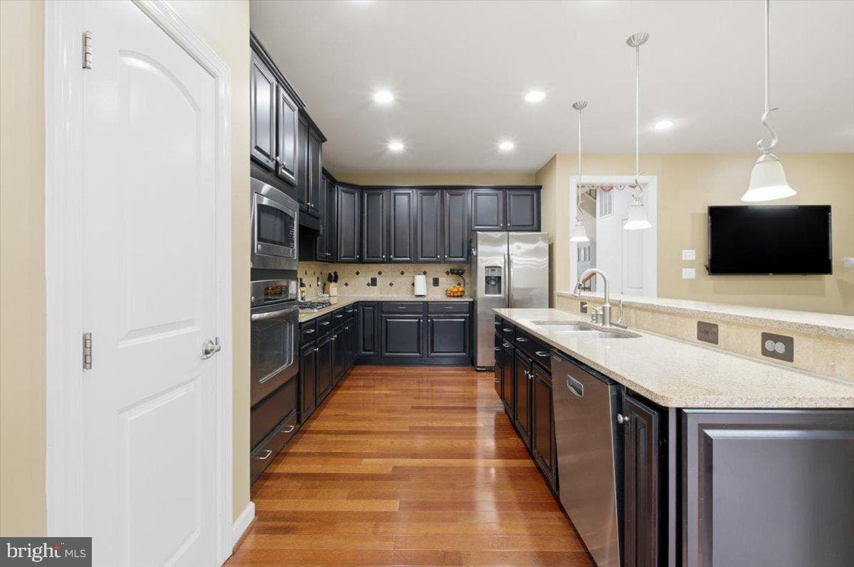 42634 Offenham Terrace photo 42
