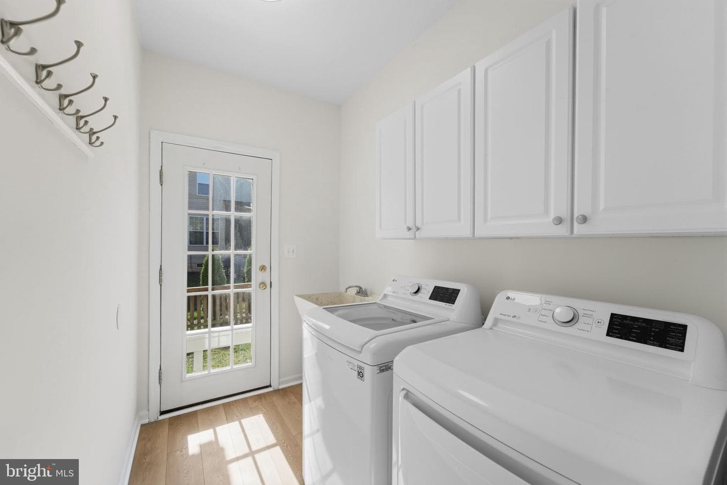 20811 Fenwick Drive photo 28