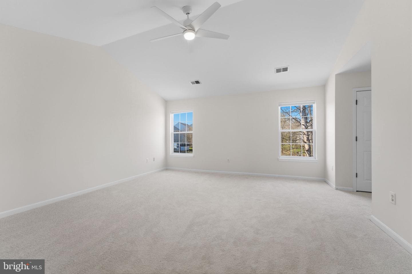 20811 Fenwick Drive photo 32
