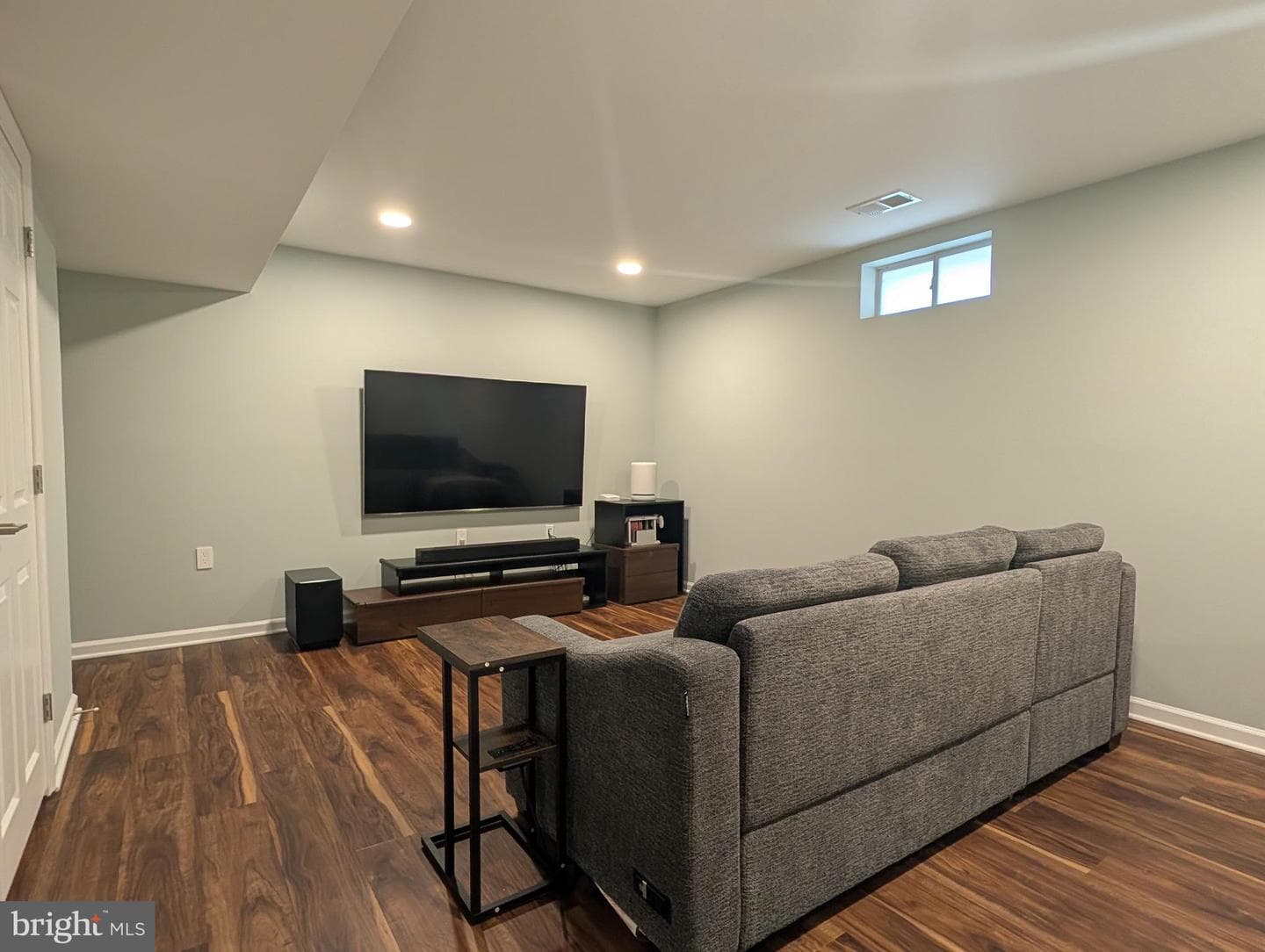 405 Hanrahan Court SE photo 46