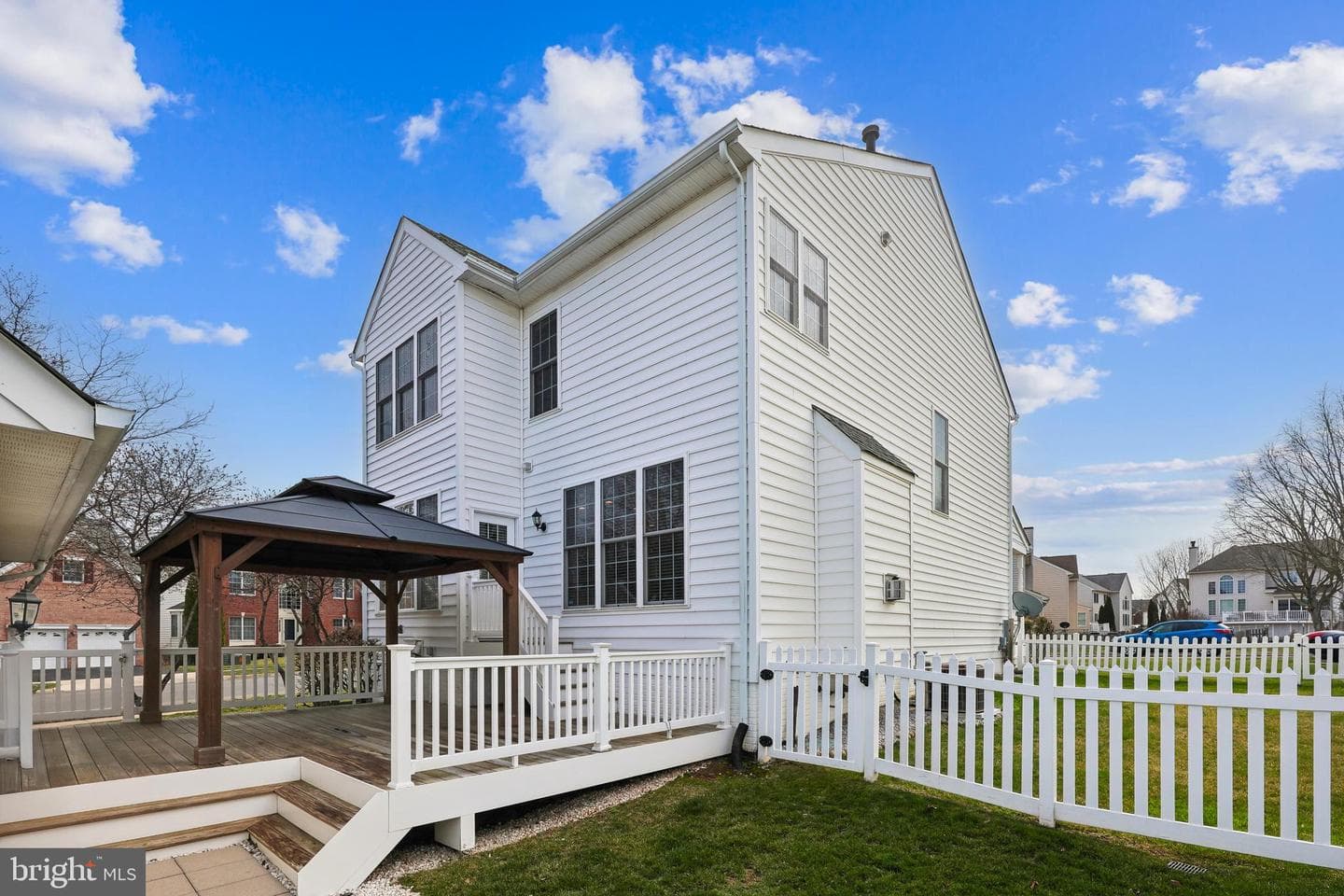 43110 Barons Street photo 56