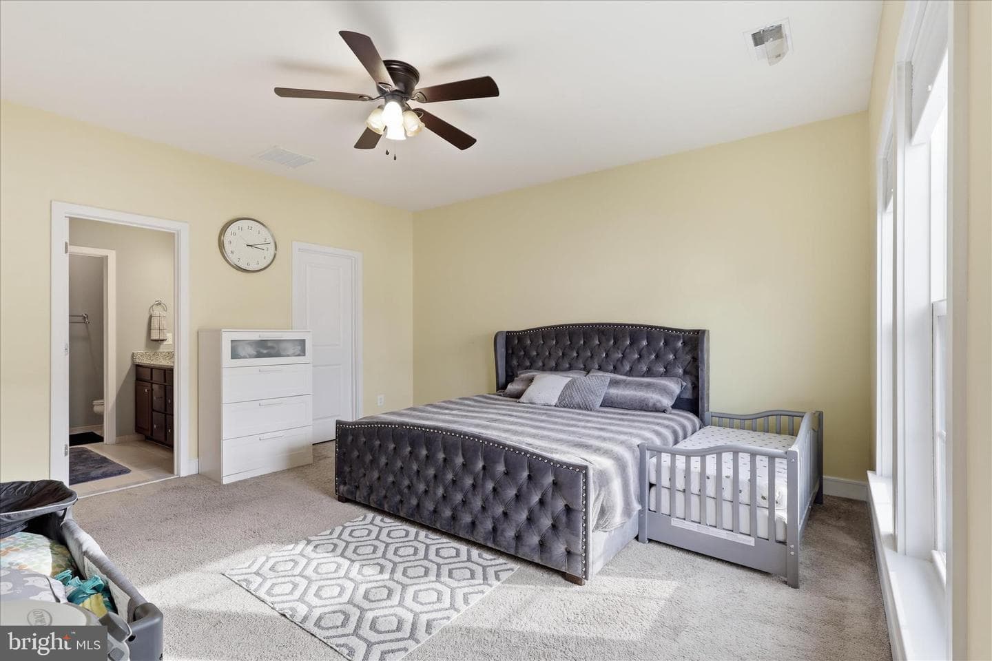 25429 Hartland Orchard Terrace photo 28