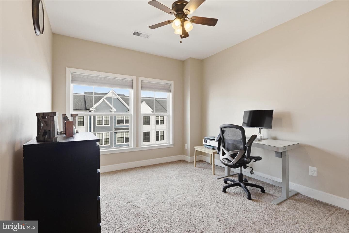 25429 Hartland Orchard Terrace photo 32