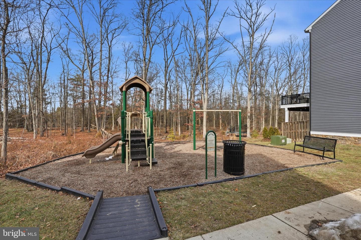 25429 Hartland Orchard Terrace photo 37