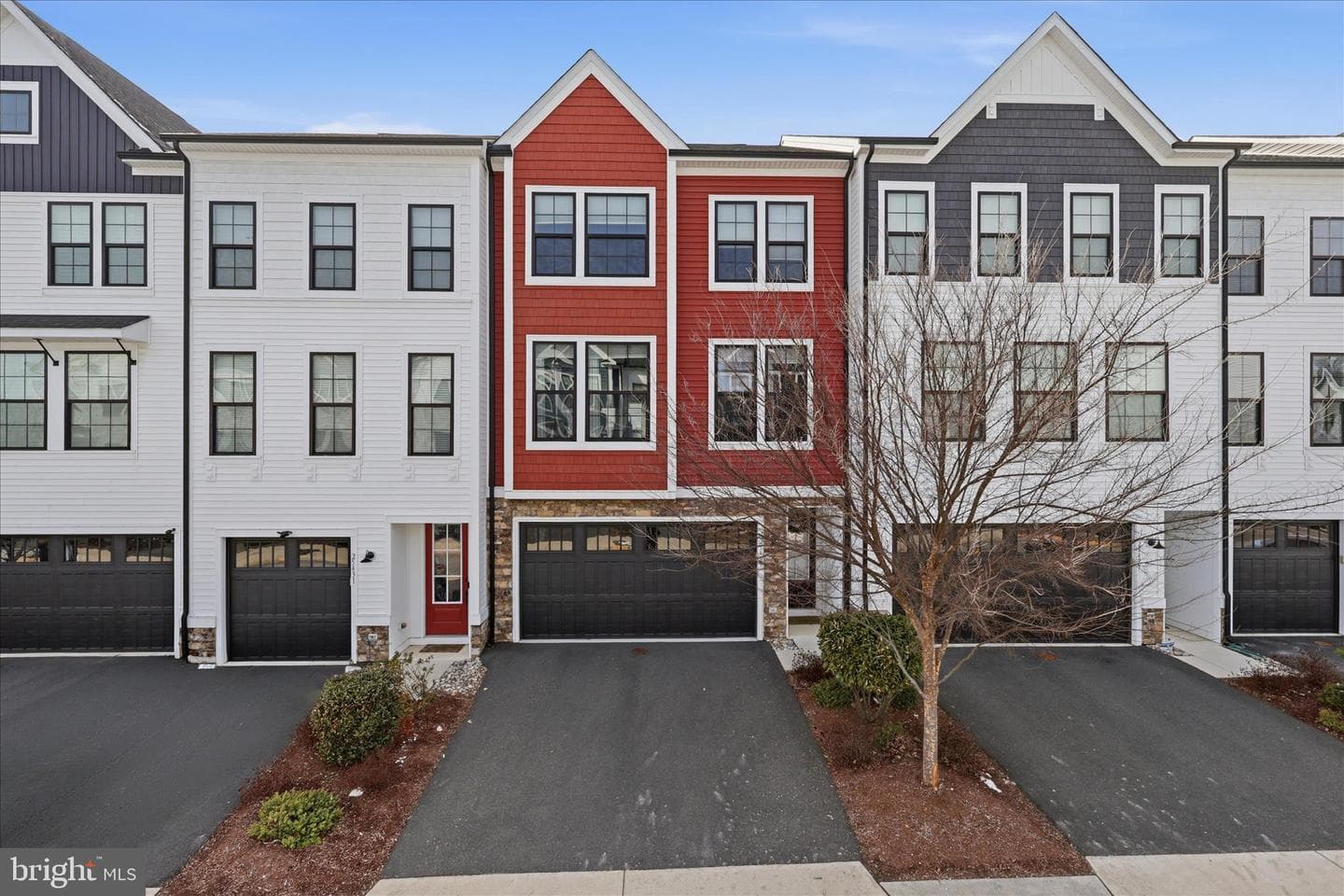 25429 Hartland Orchard Terrace photo 4