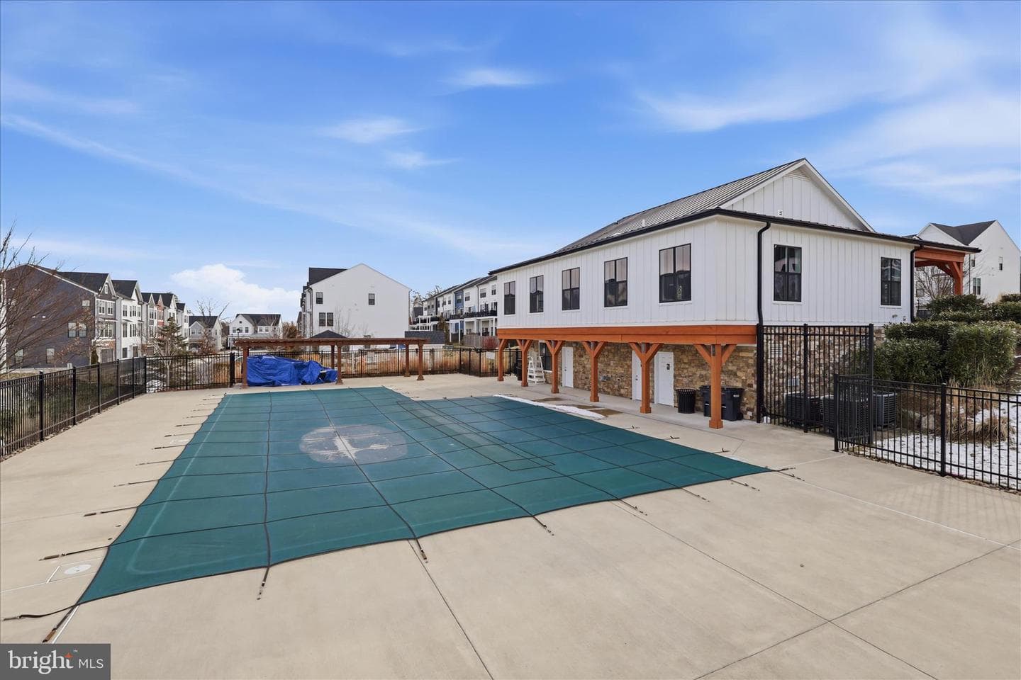 25429 Hartland Orchard Terrace photo 40