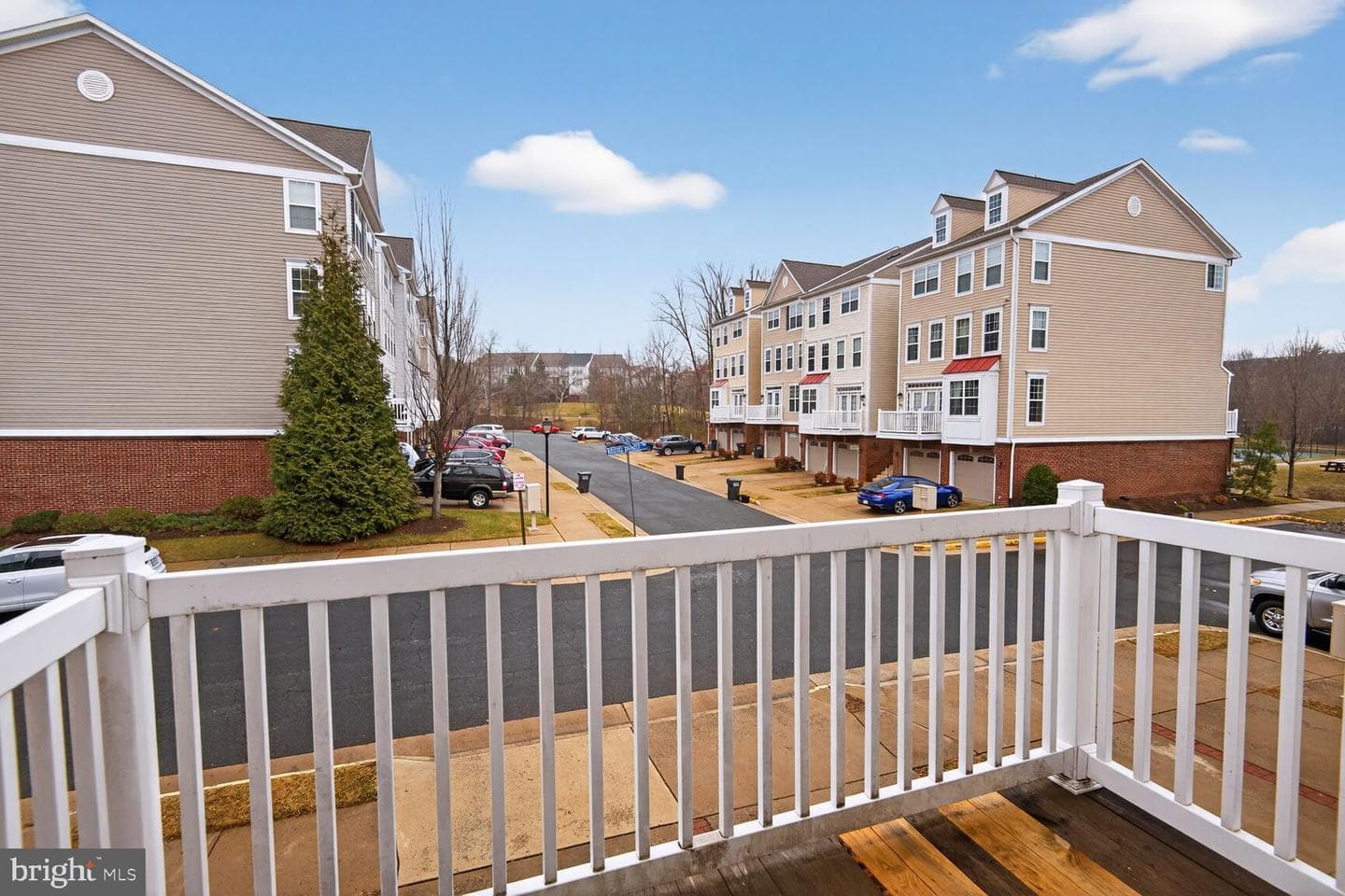 45726 Winding Branch Terrace photo 12