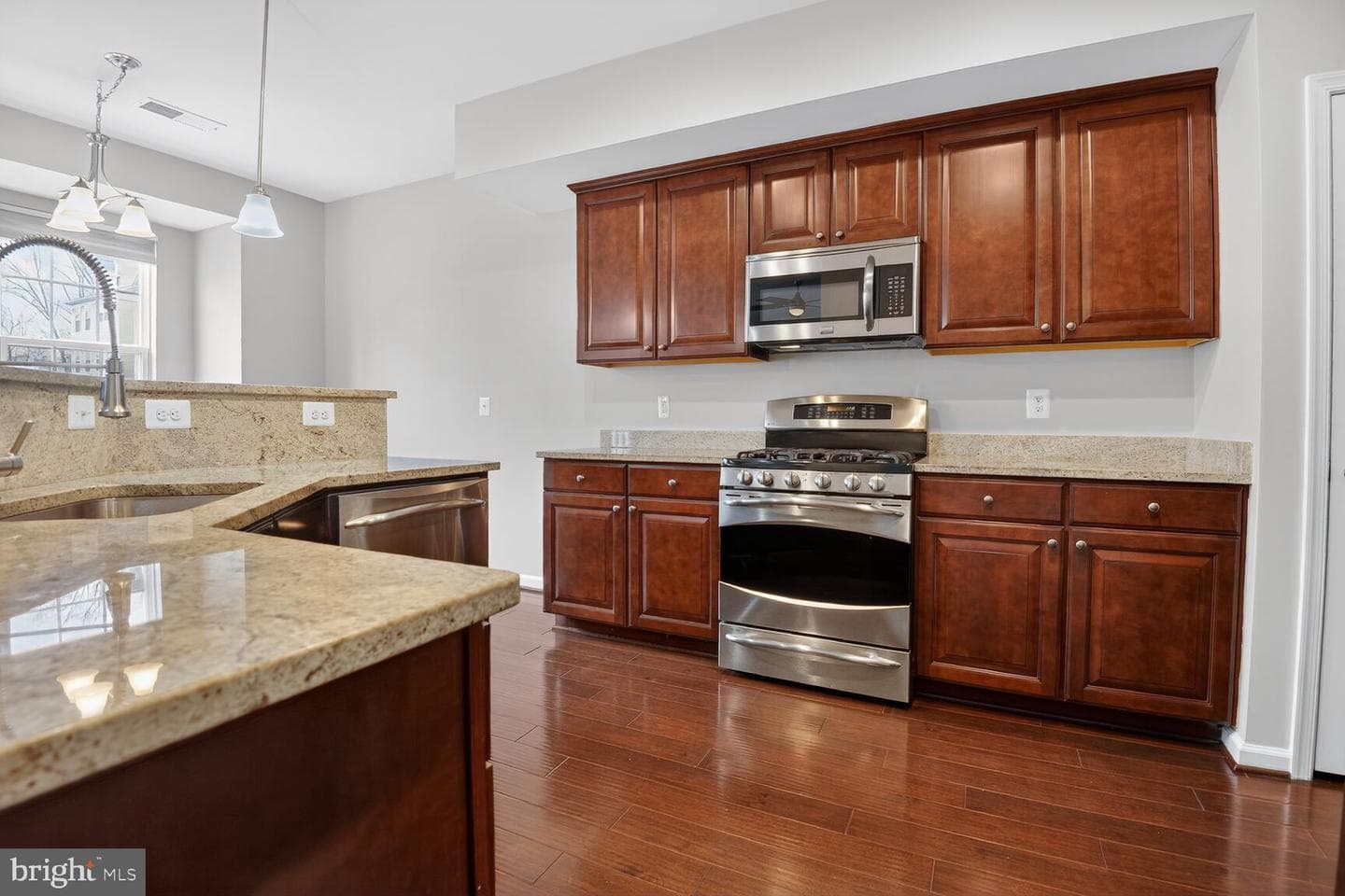 45726 Winding Branch Terrace photo 14