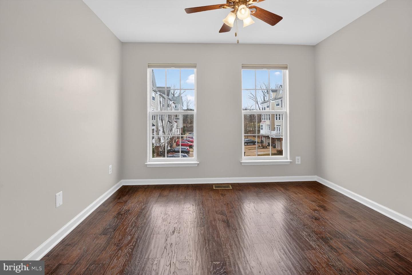 45726 Winding Branch Terrace photo 25