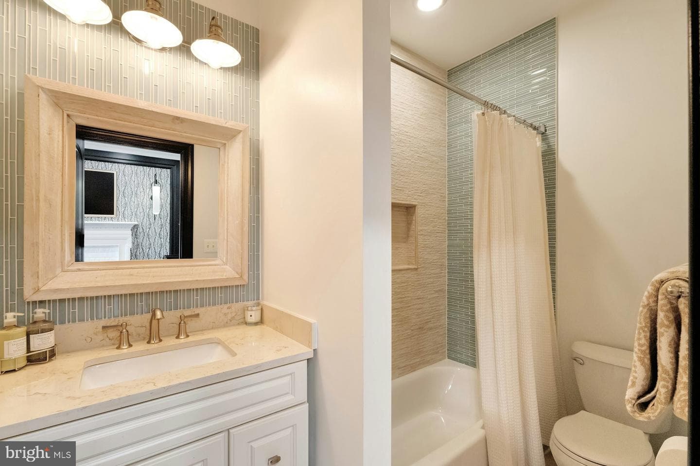 18267 Glen Oak Way photo 42