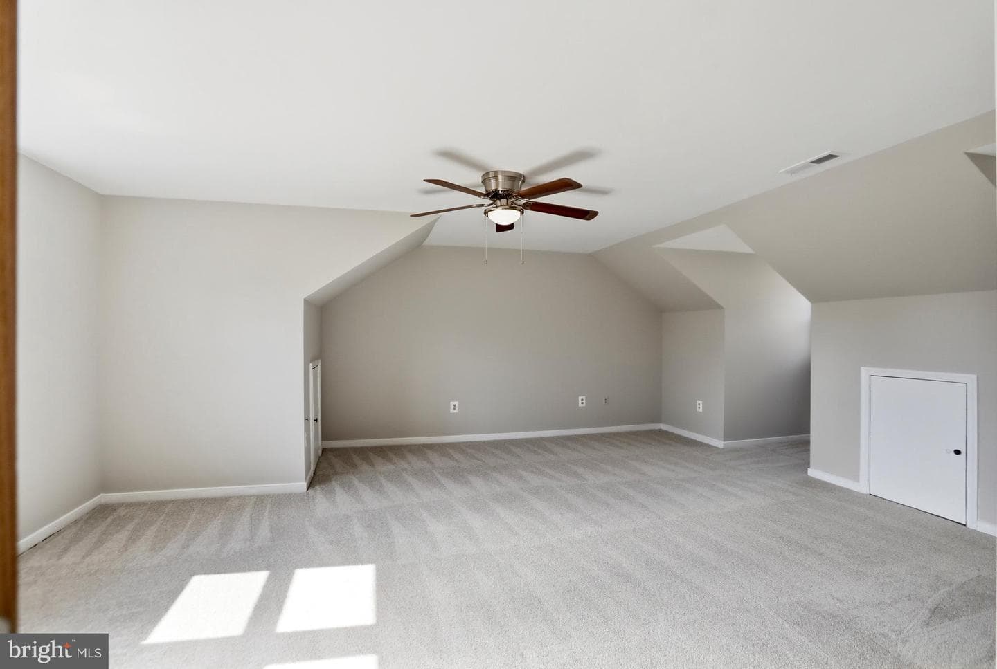 17473 Madison Avenue photo 11