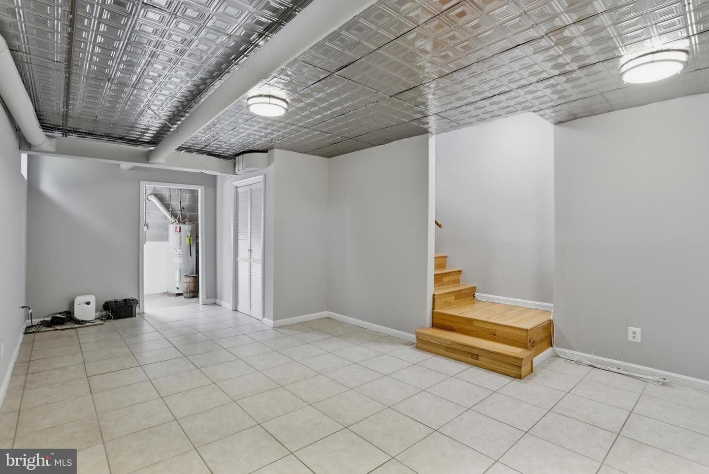 17473 Madison Avenue photo 17