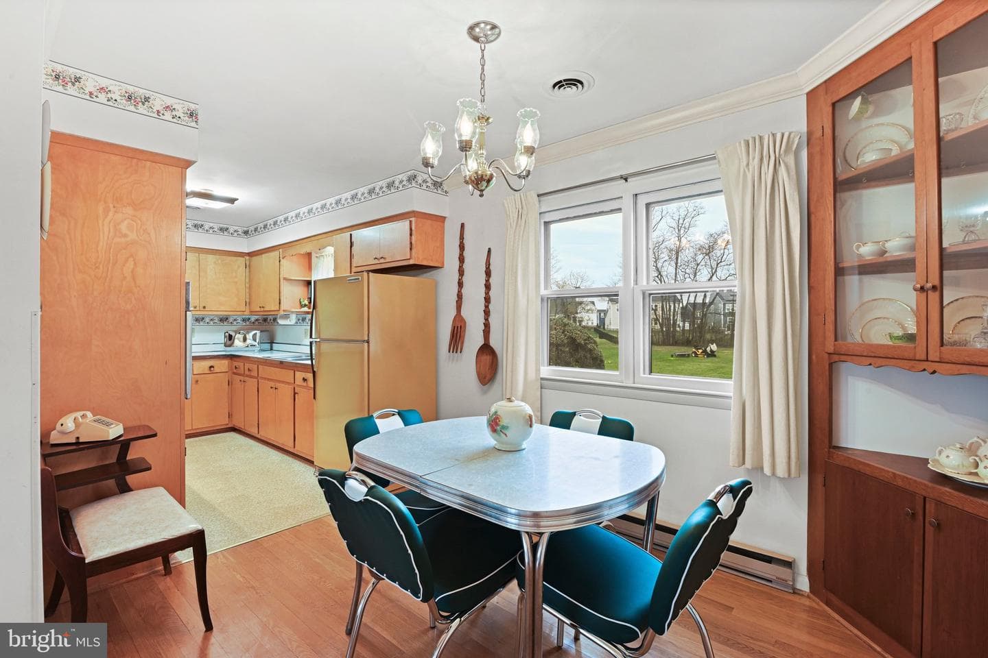 1396 S King Street photo 10