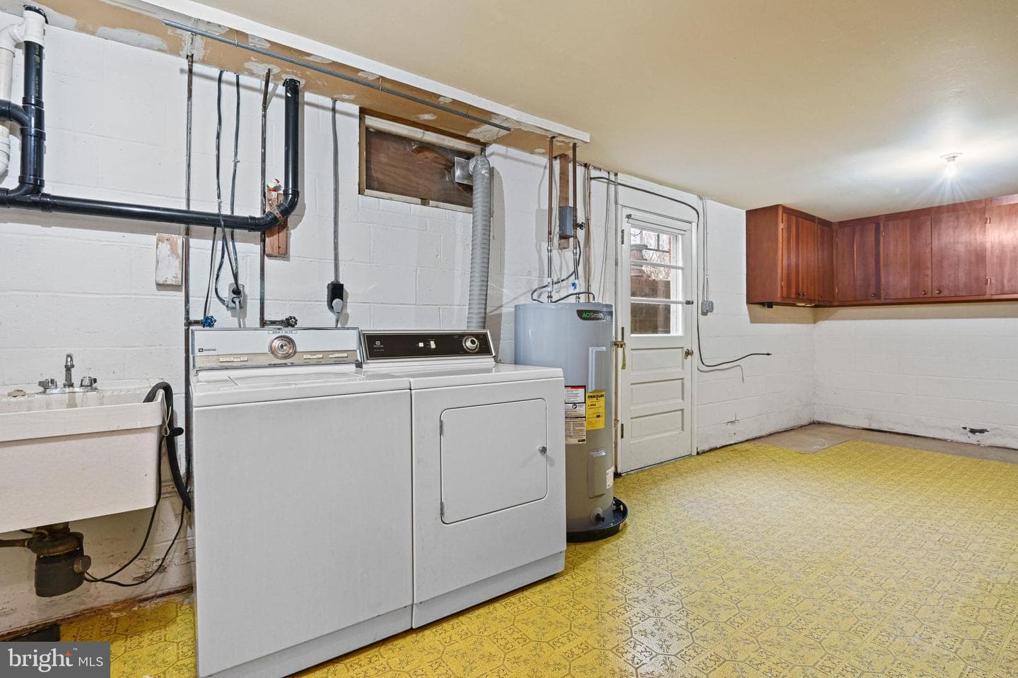 1396 S King Street photo 32