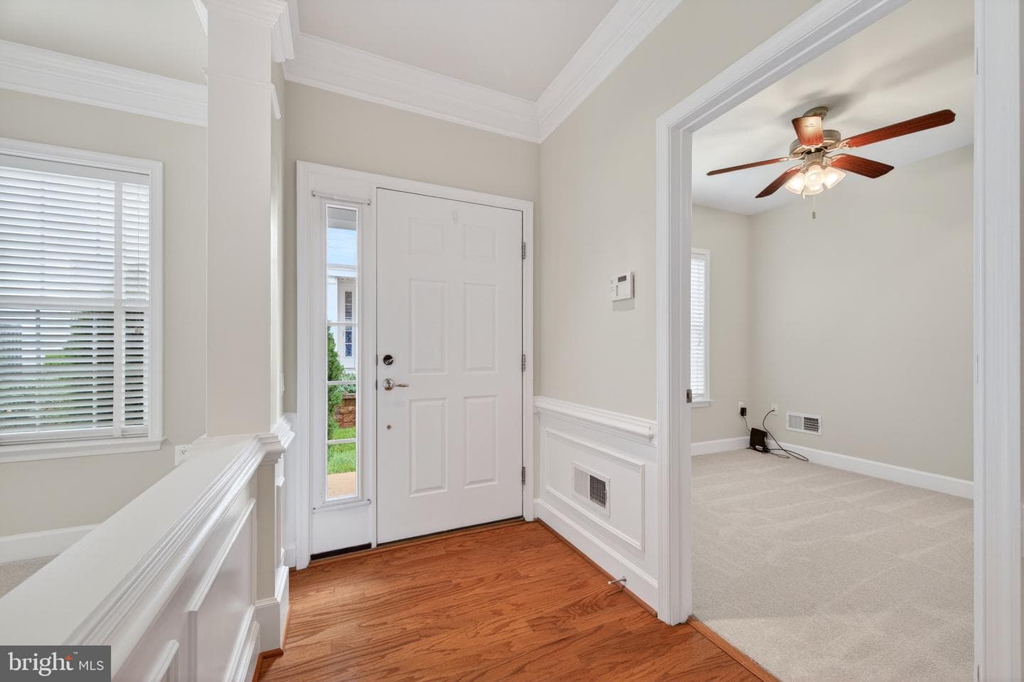 44397 Maltese Falcon Square photo 6