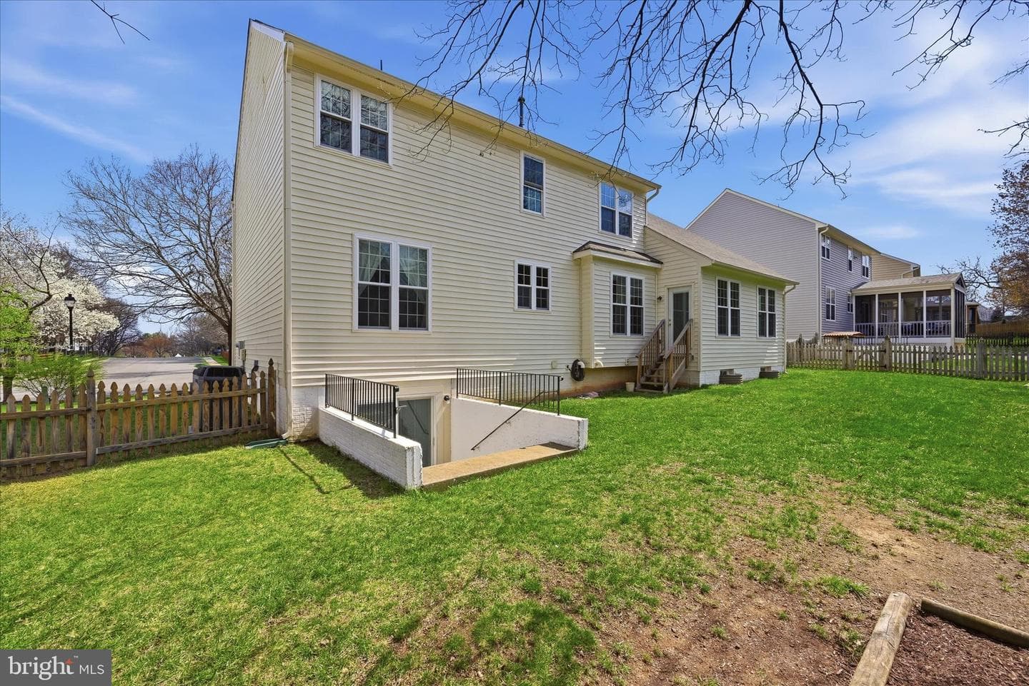 224 Lawford Drive SW photo 60