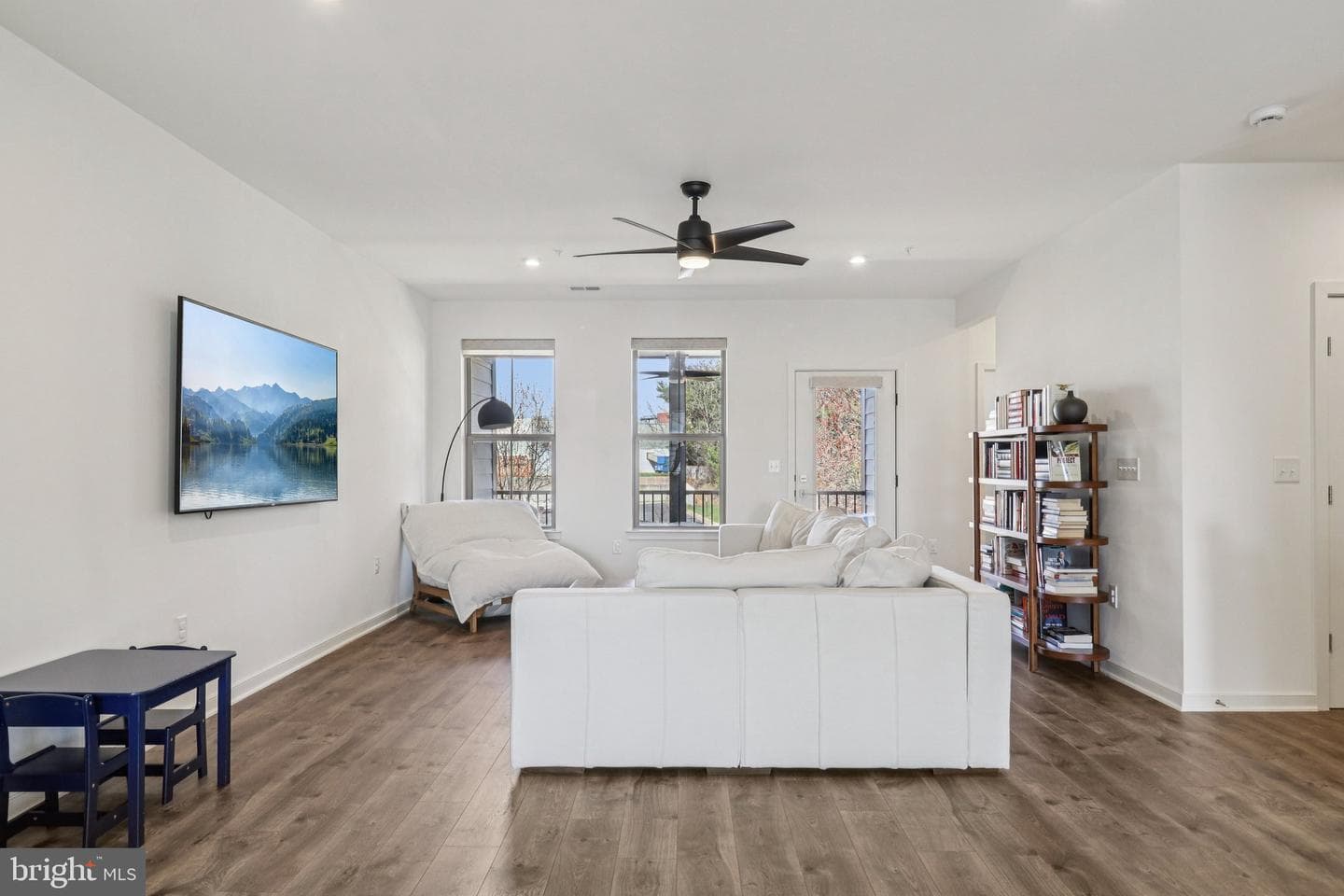 45916 Swallow Terrace photo 11
