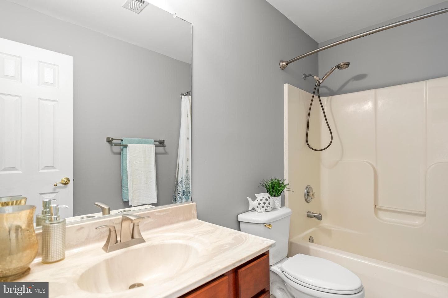 22247 Watson Road photo 27