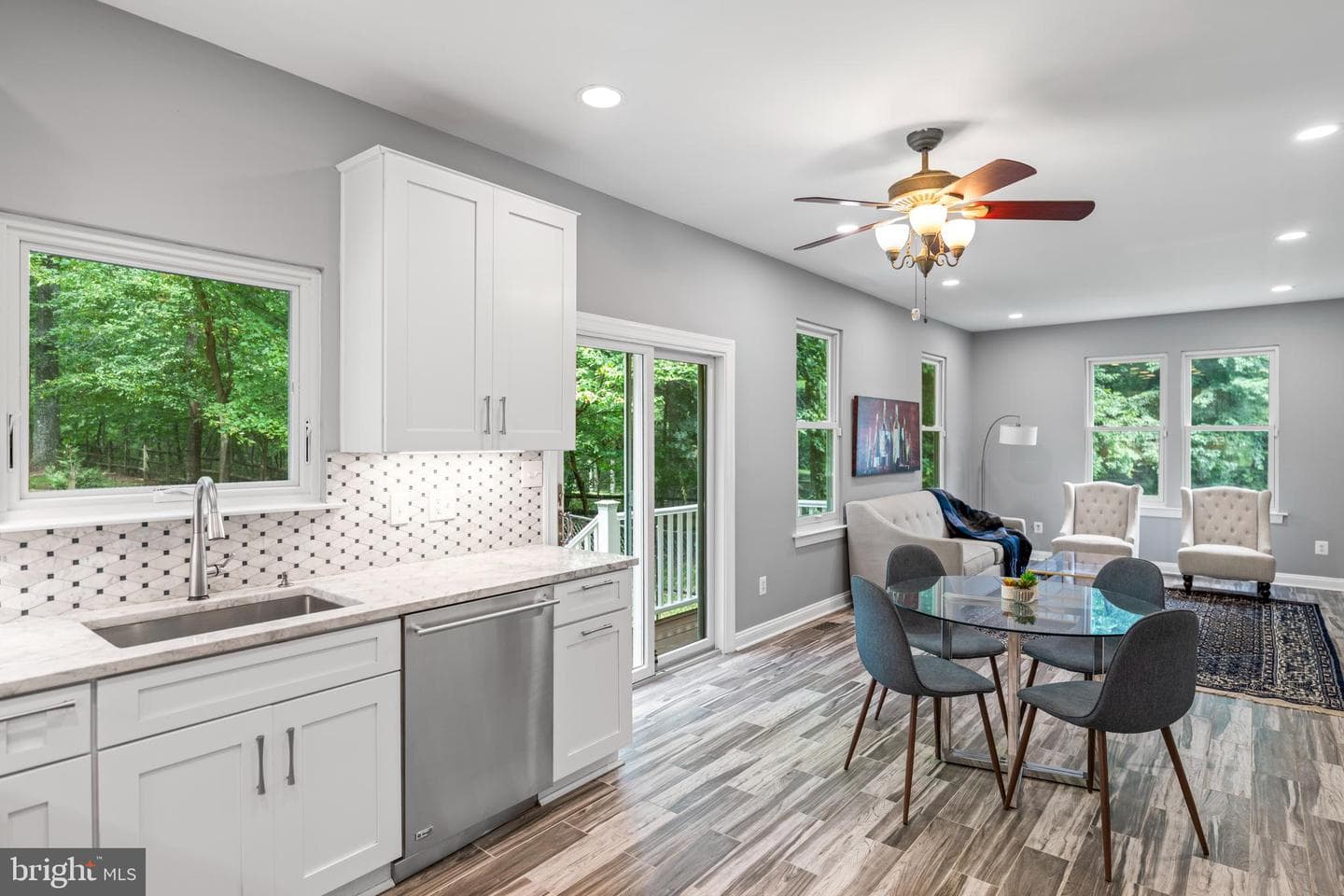 22247 Watson Road photo 4