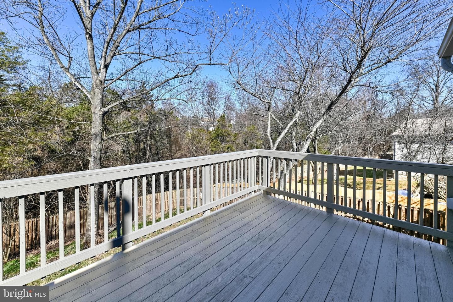 211 Amy Court photo 24